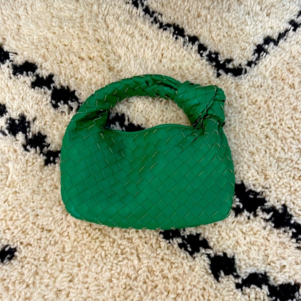 Trendy green bag